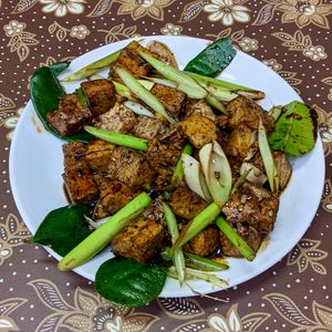Lemongrass Tofu at Warung Ijo in Central Singapore