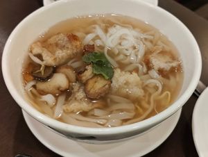 Kway tiao soup at Warung Ijo in Central Singapore