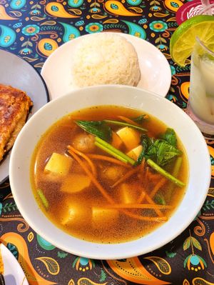 Bakso soup at Warung Ijo in Central Singapore
