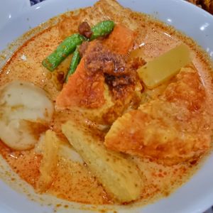 Lontong sayur at Warung Ijo in Central Singapore