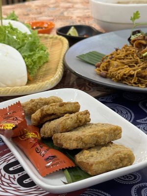 Chicken nuggets  at Warung Ijo in Central Singapore