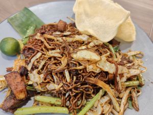 Mamak Kolo Mee Goreng at Warung Ijo in Central Singapore