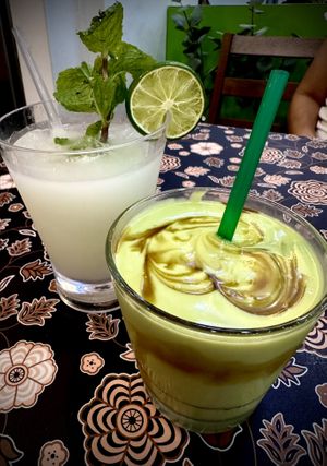 Lime Juice and Avocado Smoothie   at Warung Ijo in Central Singapore