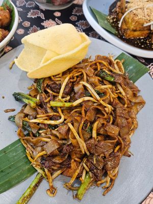 Char Kuey Teow ~ 12/10/24 at Warung Ijo in Central Singapore