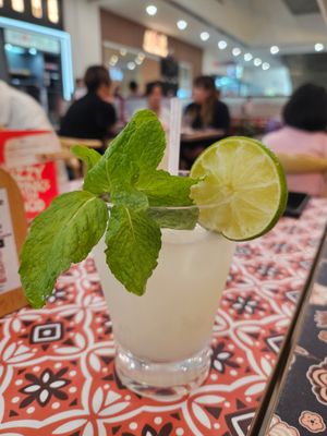 Fresh squeeze lime juice ~ 12/10/24 at Warung Ijo in Central Singapore