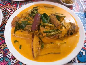 Curry fish at Warung Ijo in Central Singapore