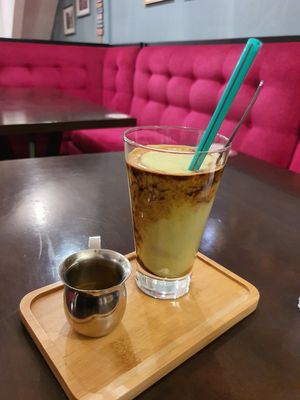 Avocado coffee at Warung Ijo in Central Singapore