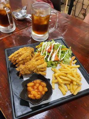 VFC set at Warung Ijo in Central Singapore