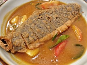 Assam fish at Warung Ijo in Central Singapore