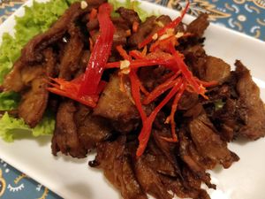 Green chilli BBQ chicken at Warung Ijo in Central Singapore