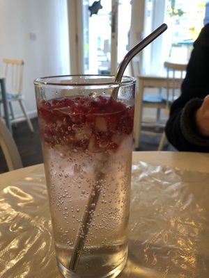 Spritzer at Serendipities in Dundee
