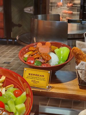  at Disney - Tangled Tree Tavern  in Shanghai