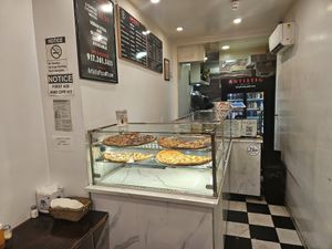 And it's no expensive as "other mediocre vegan options" in the area at Artistic Pizza in New York City