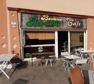  at Banana Republic Café in Tarifa