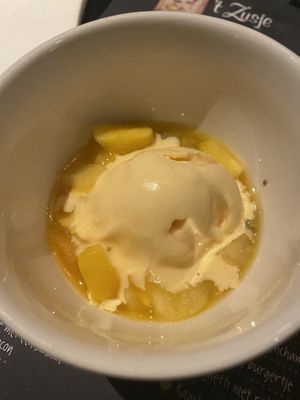 Passionfruit sorbet with fresh fruit at 't Zusje in Terneuzen