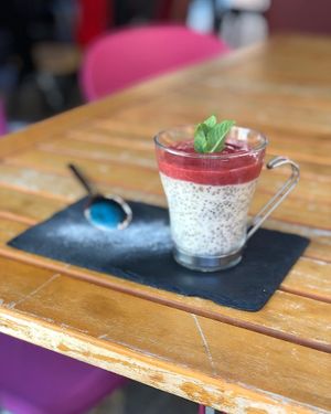 Vegan chia dessert. Photo by: Brasserie L'Instant on Facebook at Brasserie L'Instant in Ajaccio