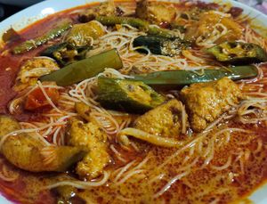 Curry bee hoon at SHU Vegetarian 蔬方斋 - Toa Payoh in Central Singapore