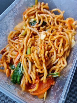 Mee Goreng ~ 21/11/21 kinda sweet.  Decent at SHU Vegetarian 蔬方斋 - Toa Payoh in Central Singapore
