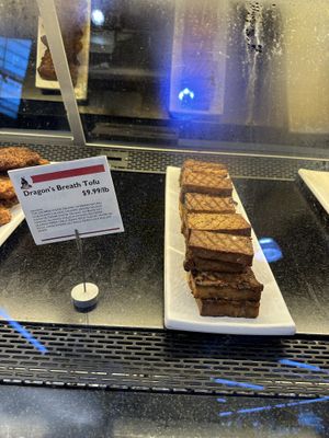 Vegan prepared foods  at River Valley Co-op in Northampton