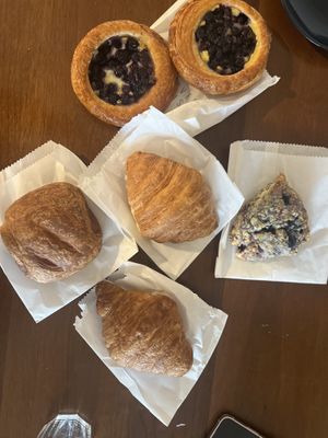 Full set  at Leaves House || in Montreal