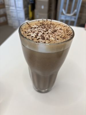 Strawberry mocha   at Leaves House || in Montreal