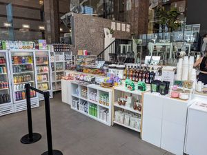  at Leaves House || in Montreal