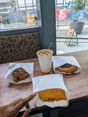  at Leaves House || in Montreal