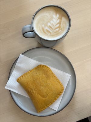 Hazelnut latte with vegepate   at Leaves House || in Montreal