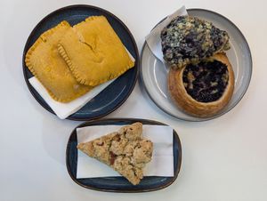 Hand pies, scones, Danish at Leaves House || in Montreal