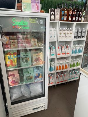 Frozen Case at Leaves House || in Montreal