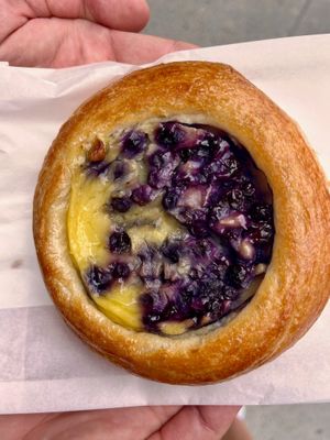 Blueberry Custard Tart at Leaves House || in Montreal