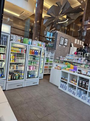  at Leaves House || in Montreal