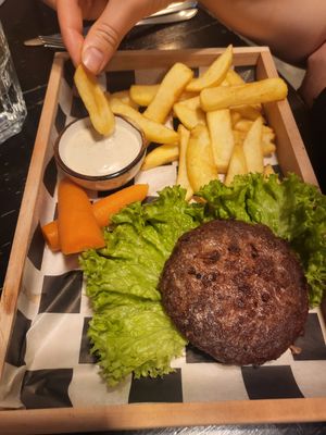 Beyond Steak at Bracka 20 in Warsaw