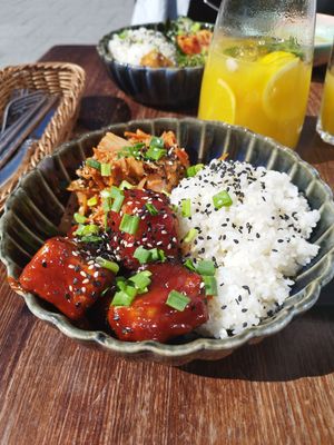 T at Bracka 20 in Warsaw