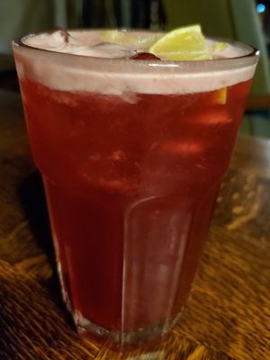 Hibiscus lemonade no sugar at Bracka 20 in Warsaw