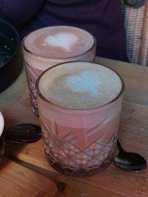 Hot chocolate and chai latte at Schön Klar  in Mannheim