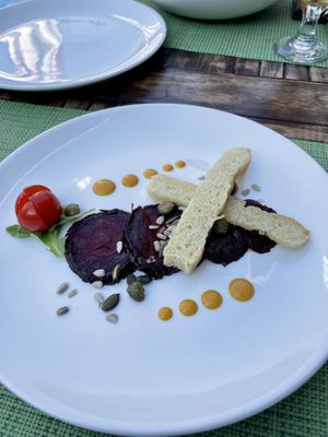 Beetroot carpaccio at Urban & Veggie in Dubrovnik