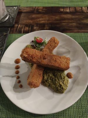 Discover seitan, which is breaded seitan on a pea purree with lemony sauce at Urban & Veggie in Dubrovnik