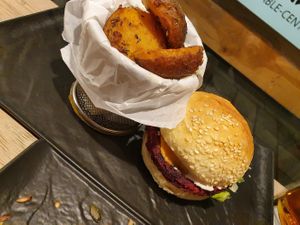 Vegeburger at Urban & Veggie in Dubrovnik