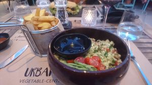 Taboulé et frites at Urban & Veggie in Dubrovnik