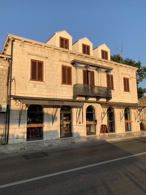 Restaurant front at Urban & Veggie in Dubrovnik