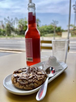 Cookie  at Not Dog in Nice