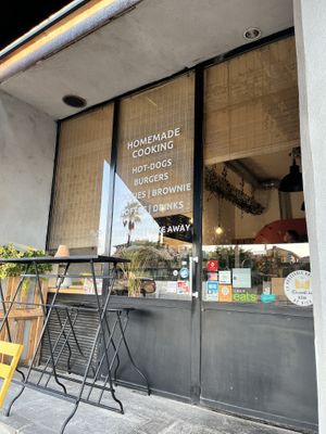 Small shop  at Not Dog in Nice