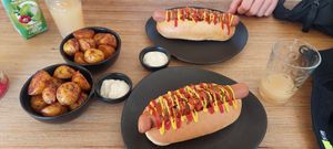 H at Not Dog in Nice