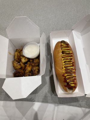 Classic not dog and potatoes  at Not Dog in Nice