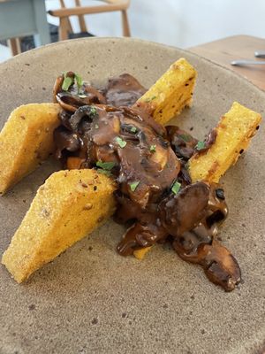 Polenta with mushrooms  at Green Kukunari in Crete