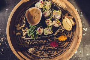 Fresh summer rolls, filled with veggies  at Green Kukunari in Crete