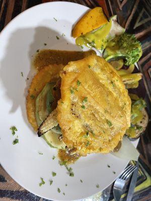 Vegan ‘burger'  at Tostometro in Granada