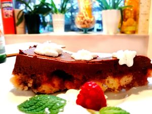 La torta Ganache 100% veg at Muà in Genoa