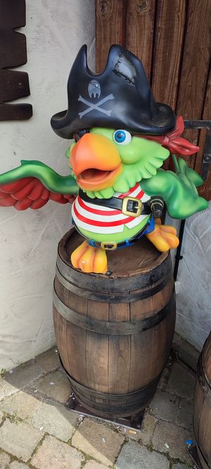 a parrot infront of the building at Heide Park - Piraten Burger in Soltau